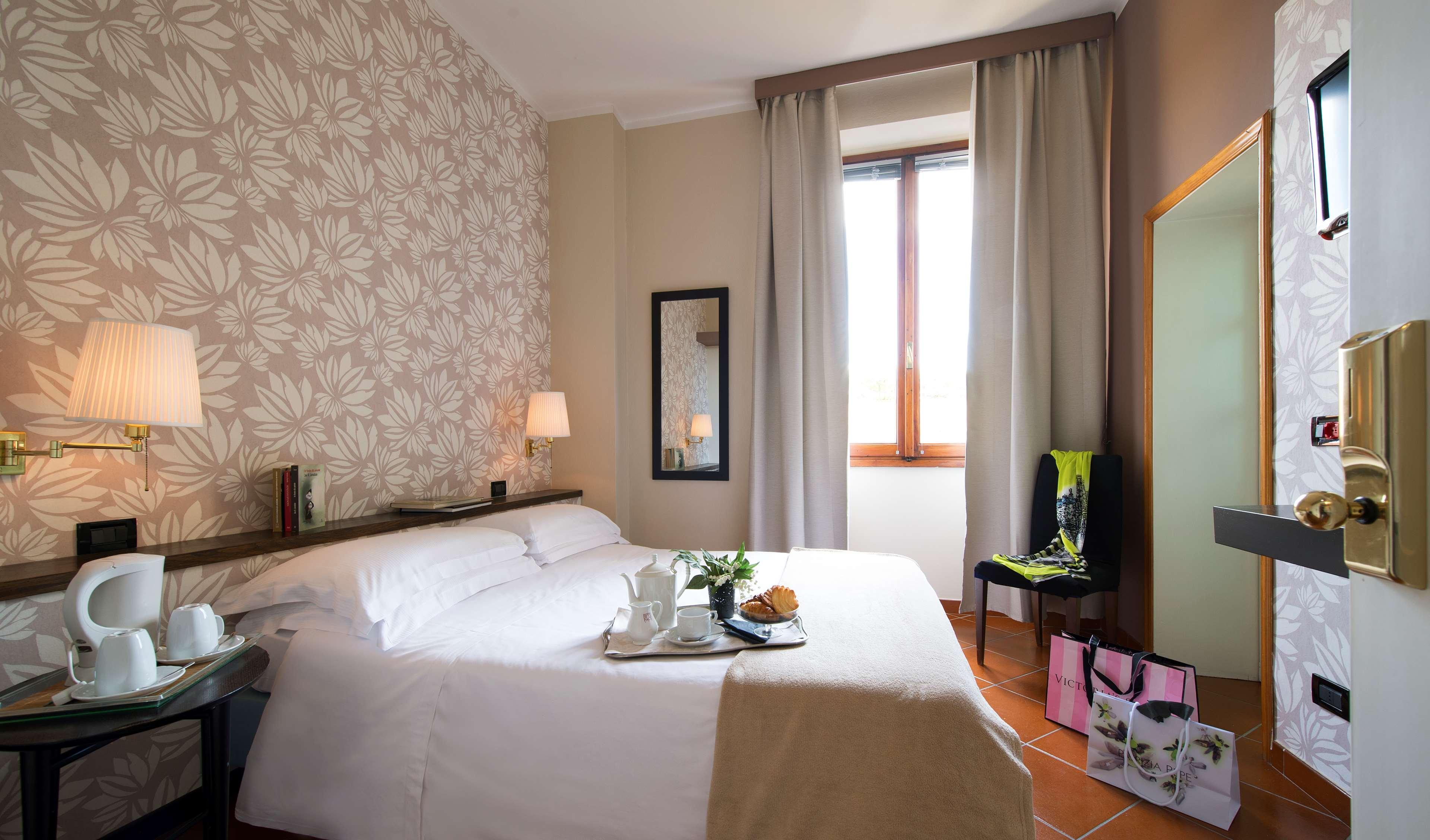 Hotel De La Pace 4*