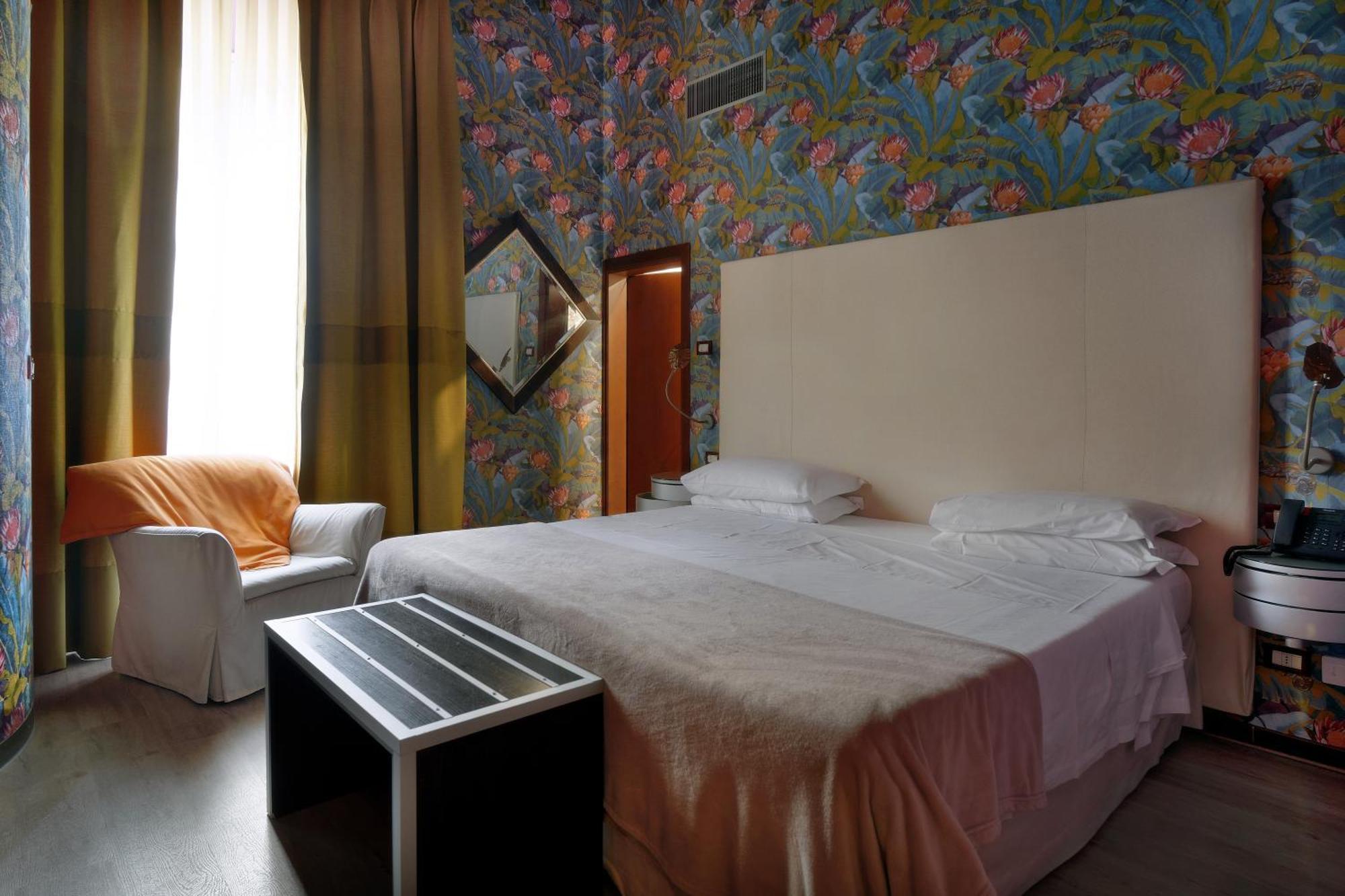 Hotel De La Pace 4*