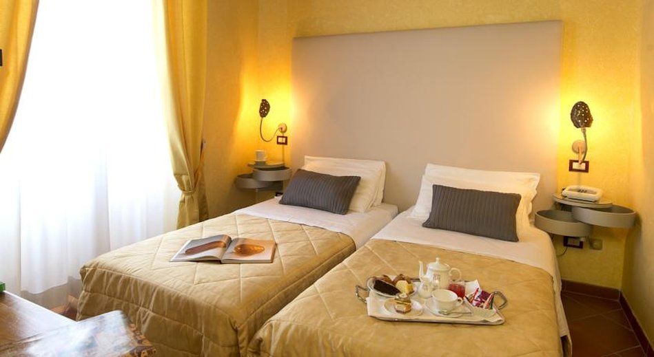 De La Pace 4*