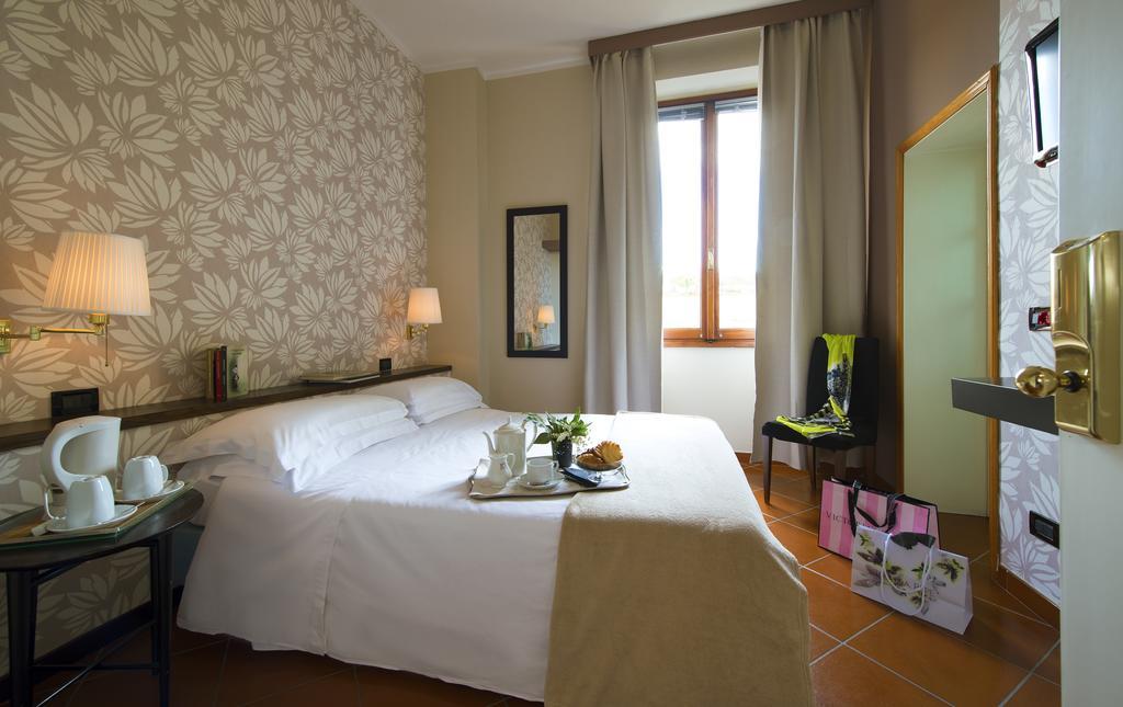 De La Pace Florence