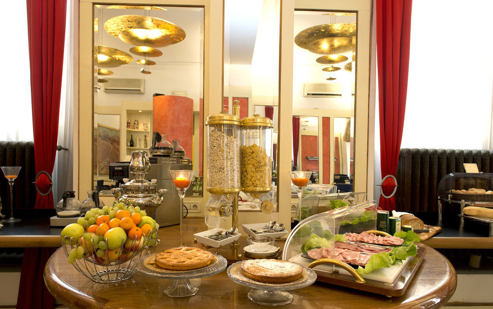 De La Pace Hotel